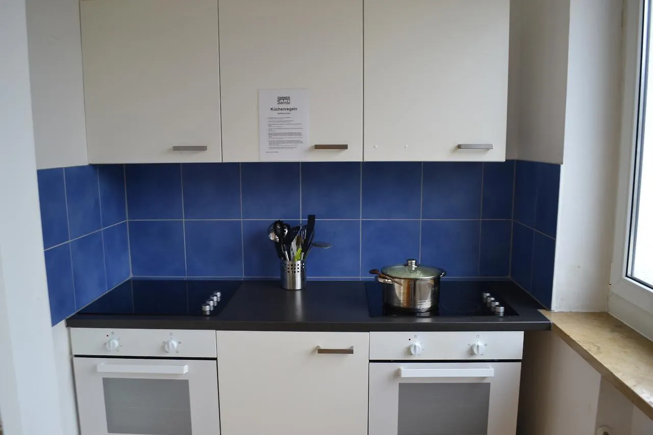Carl Hostel München